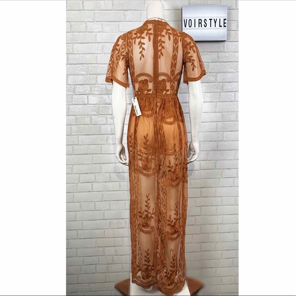 🚨 1 LEFT 🚨 BOHO LACE DEEP V NECK MAXI DRESS - Picture 3 of 5